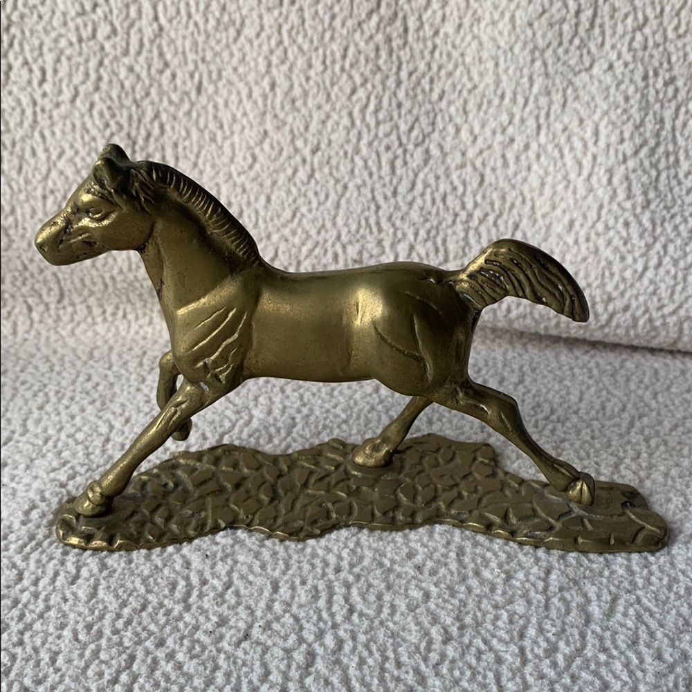 Elegant Brass Horse Sculpture